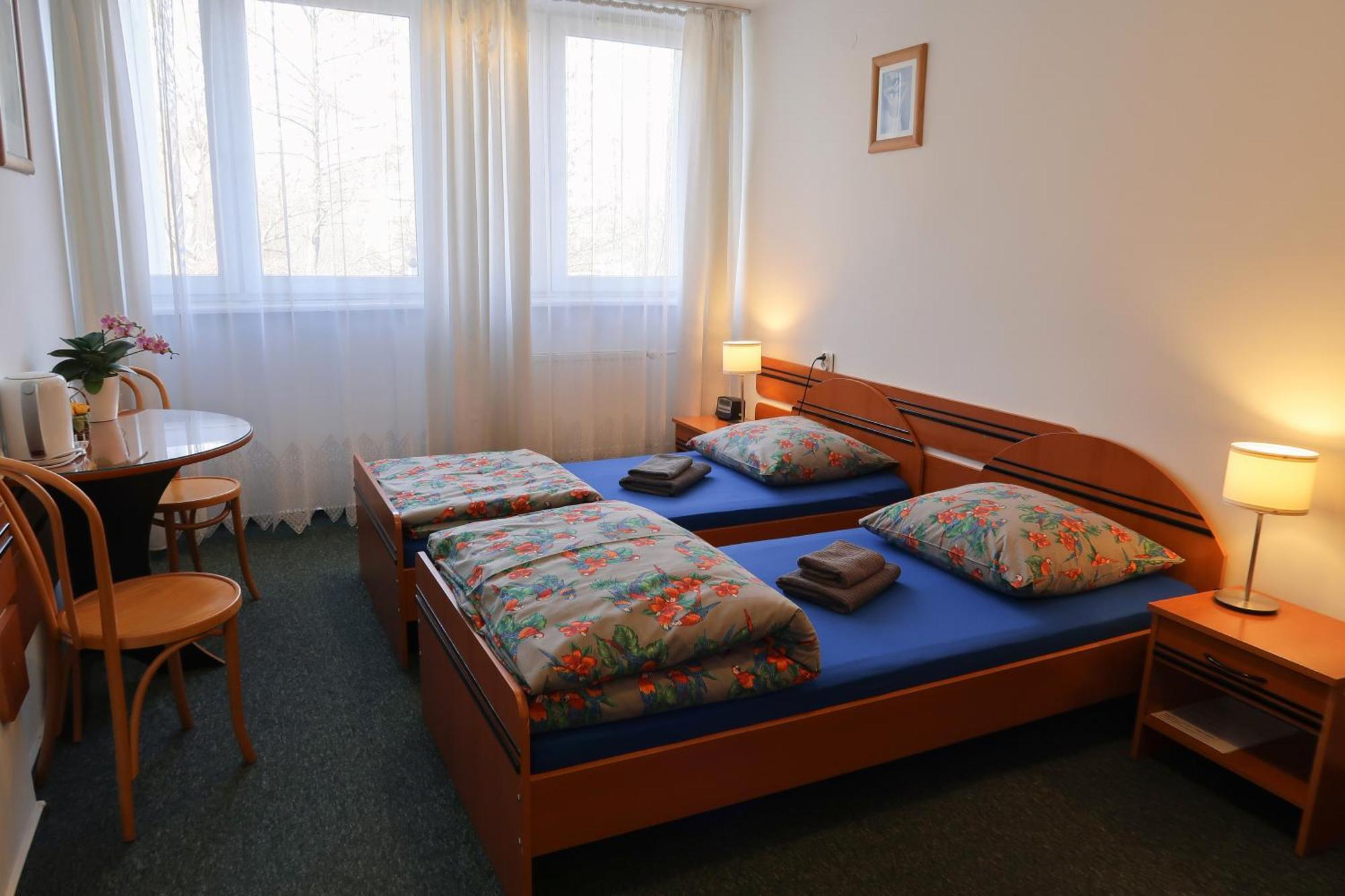 Dom Studencki Raj Hostel วรอตซวาฟ ภายนอก รูปภาพ